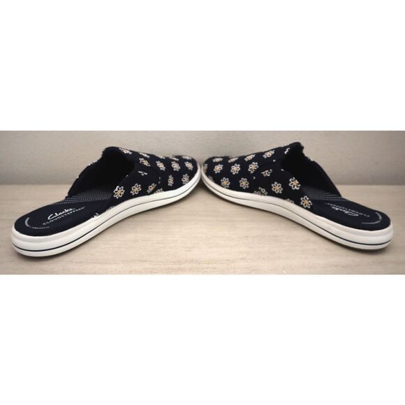 Clarks Cloudsteppers Women 10M Navy Floral Breeze Shore Canvas Slip-On Mules - Picture 7 of 9